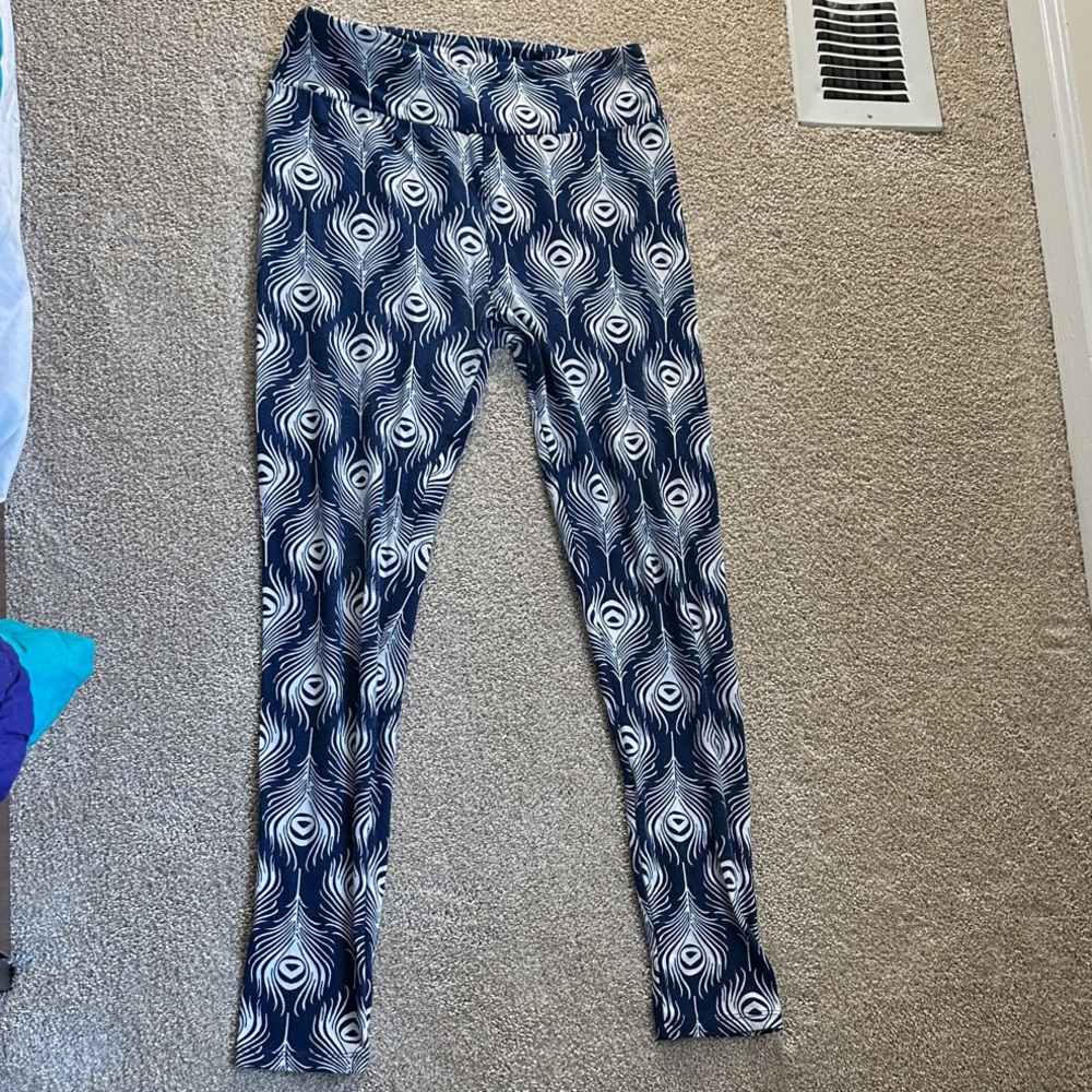 LuLaRoe Blue and White Patterned Leggings